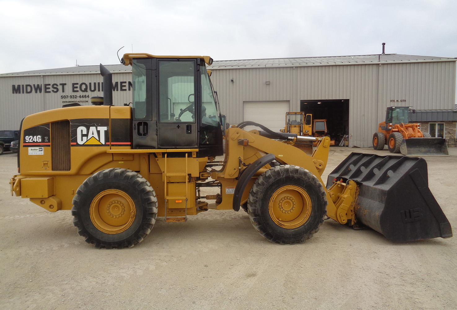 Midwest Equipment St Charles, Minnesota Wheel Loaders, Construction